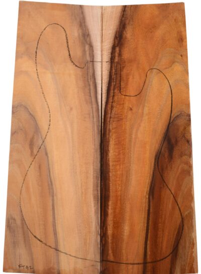 Koa GuitarSolidBodyTopATC L16973.G.047