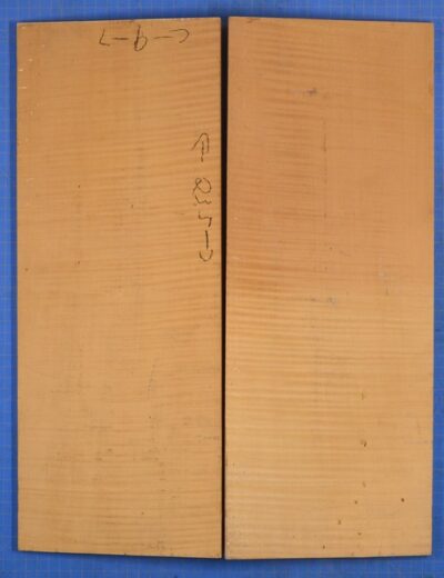 Maple (European) GuitarArchBack2pc L020060.G.002